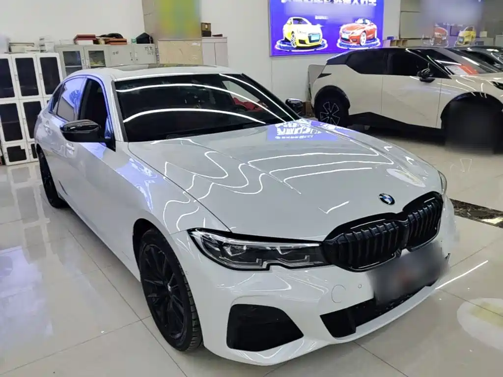 صورة 4 - BMW 3 Series