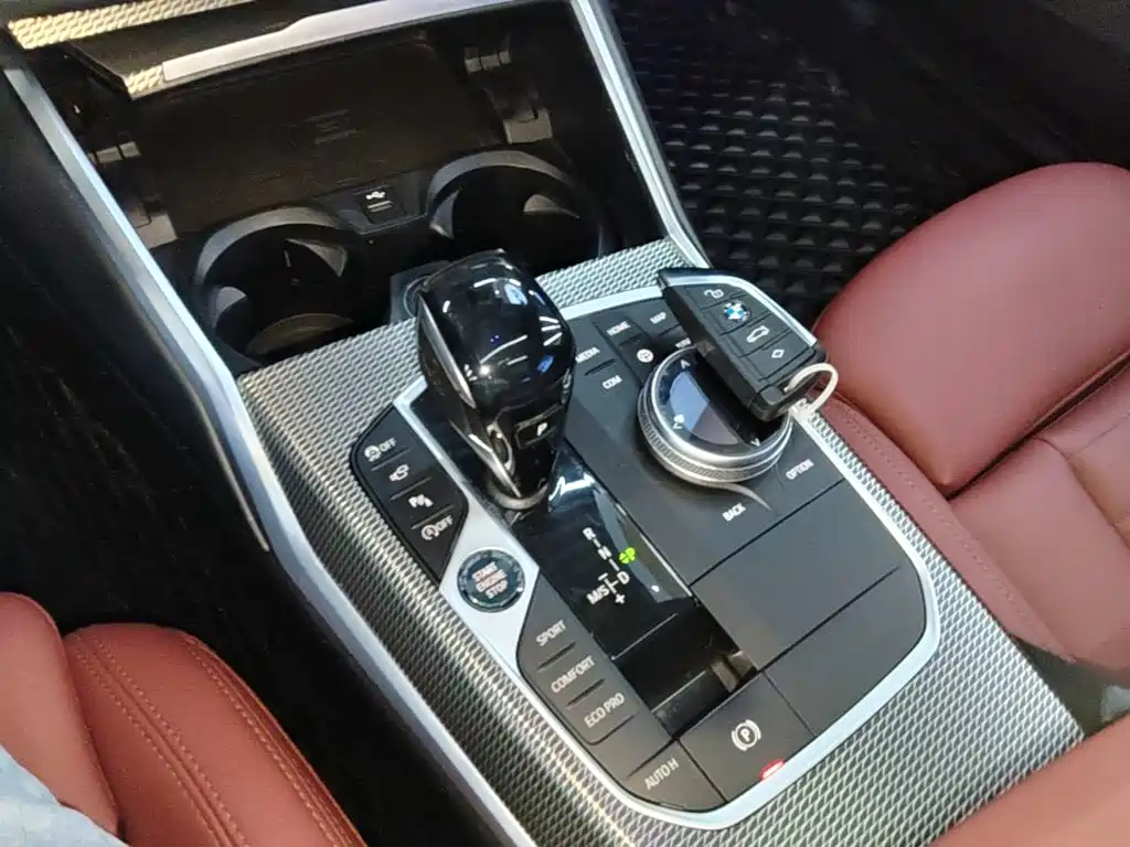 صورة 14 - BMW 3 Series