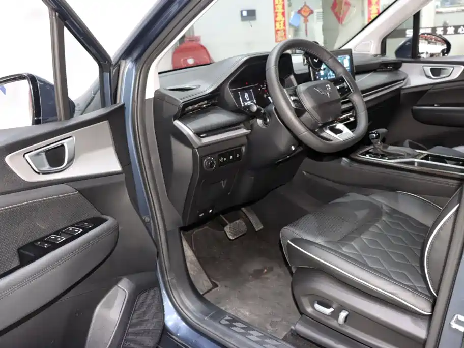Wuling Motors Wuling Jiachen 2023 2022 1.5T CVT Exclusive Flagship Model