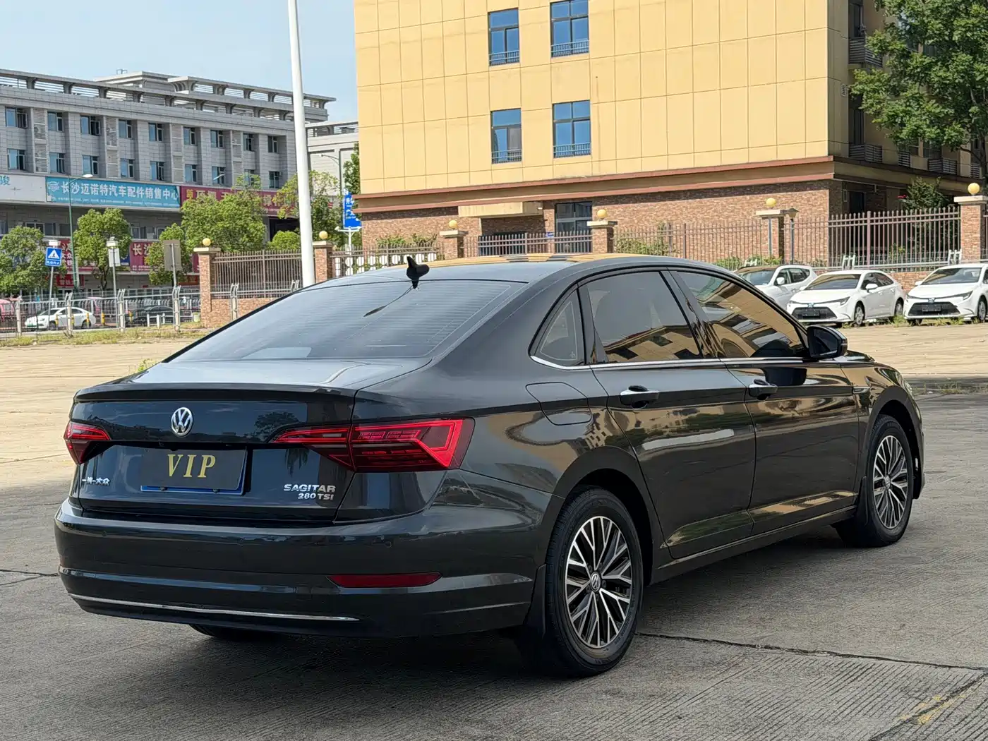 Volkswagen Sagitar, миниатюра 6