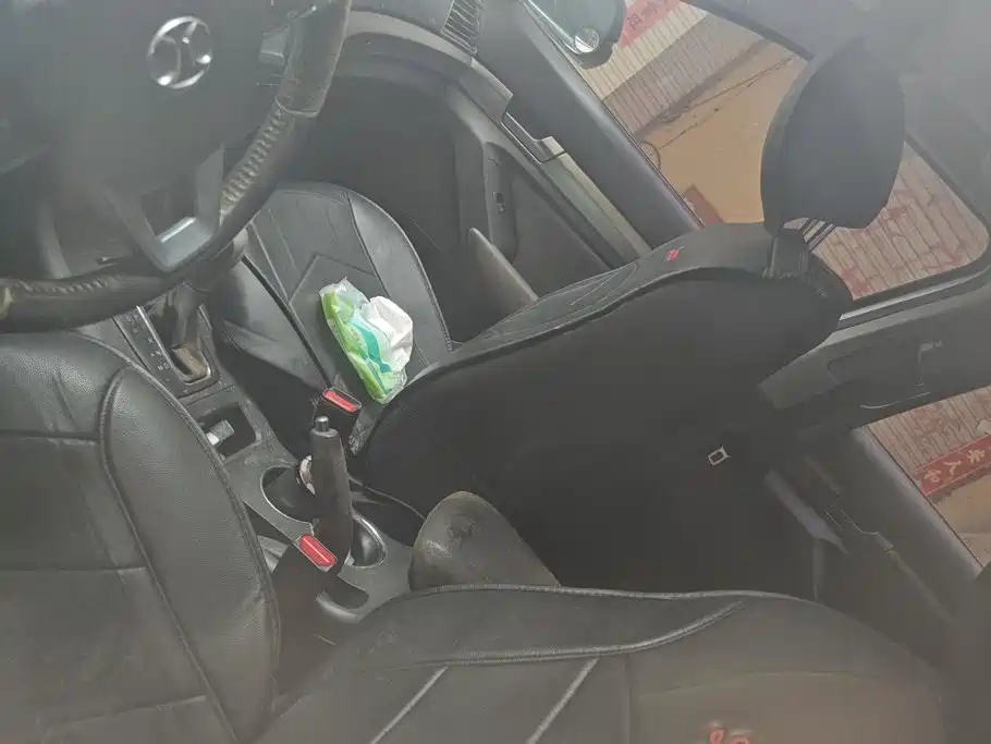 BAIC Senova X65 2015 2015 2.0T Automatic Elite