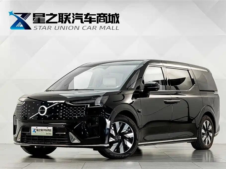 Volvo EM90 2026 2025 Ultra Six-Seater