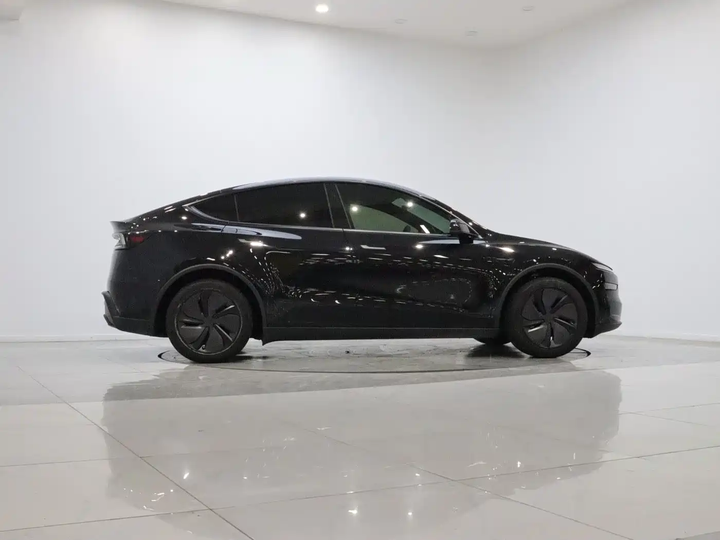 Tesla Model Y 2026 2026 Long Range Rear-Wheel Drive