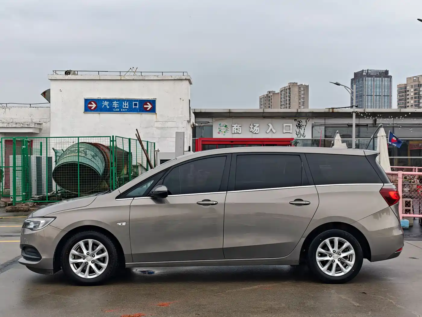 Buick GL6 2018 18T 6-Seater Luxury фото 7