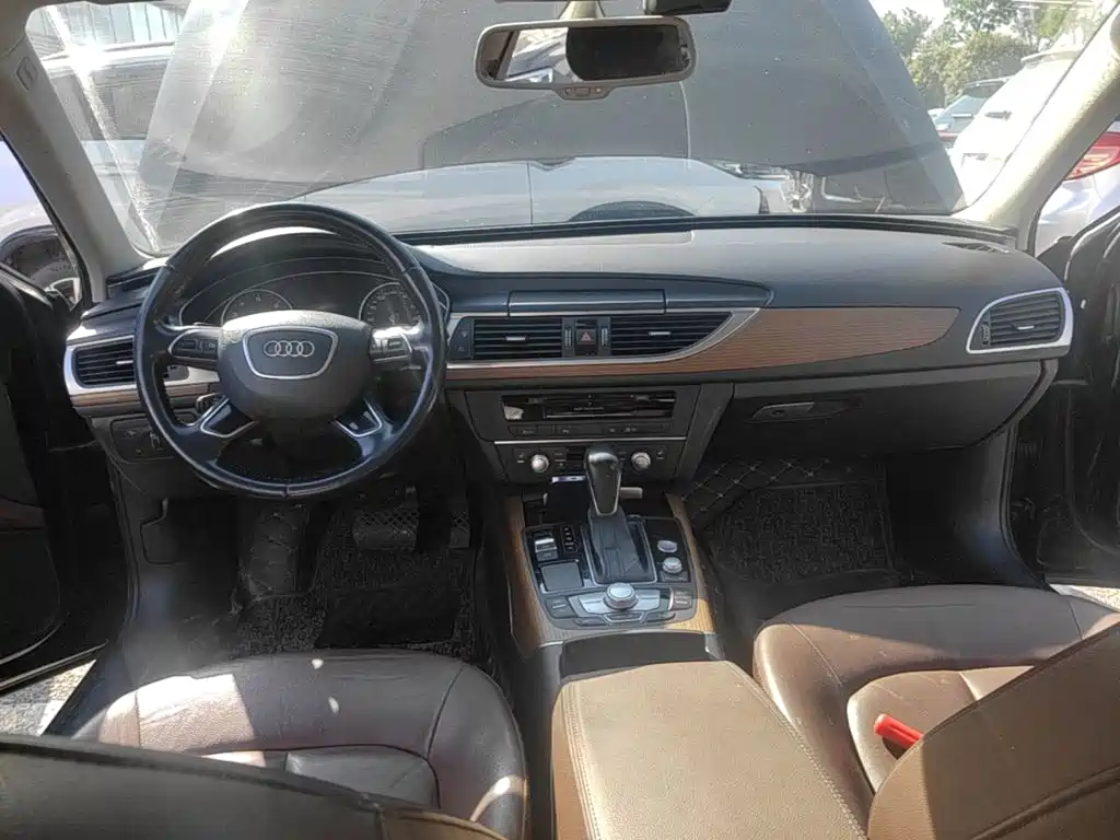 Photo 14 - Audi A6L