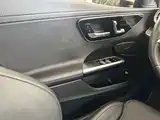 Фото 29 - Mercedes-Benz C-Class