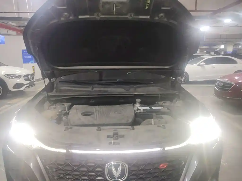 Фото 25 - Changan CS75 PLUS