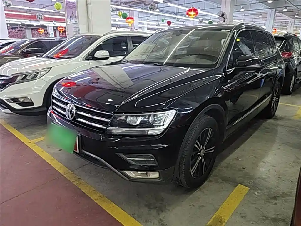 Volkswagen Tiguan L 2019 330TSI Auto 2WD Panorama Comfort Edition China V фото 2