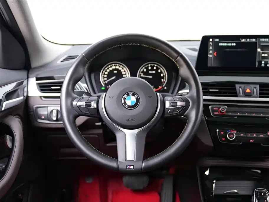 BMW X2 2023 sDrive25i M Sport Shadow Edition фото 7