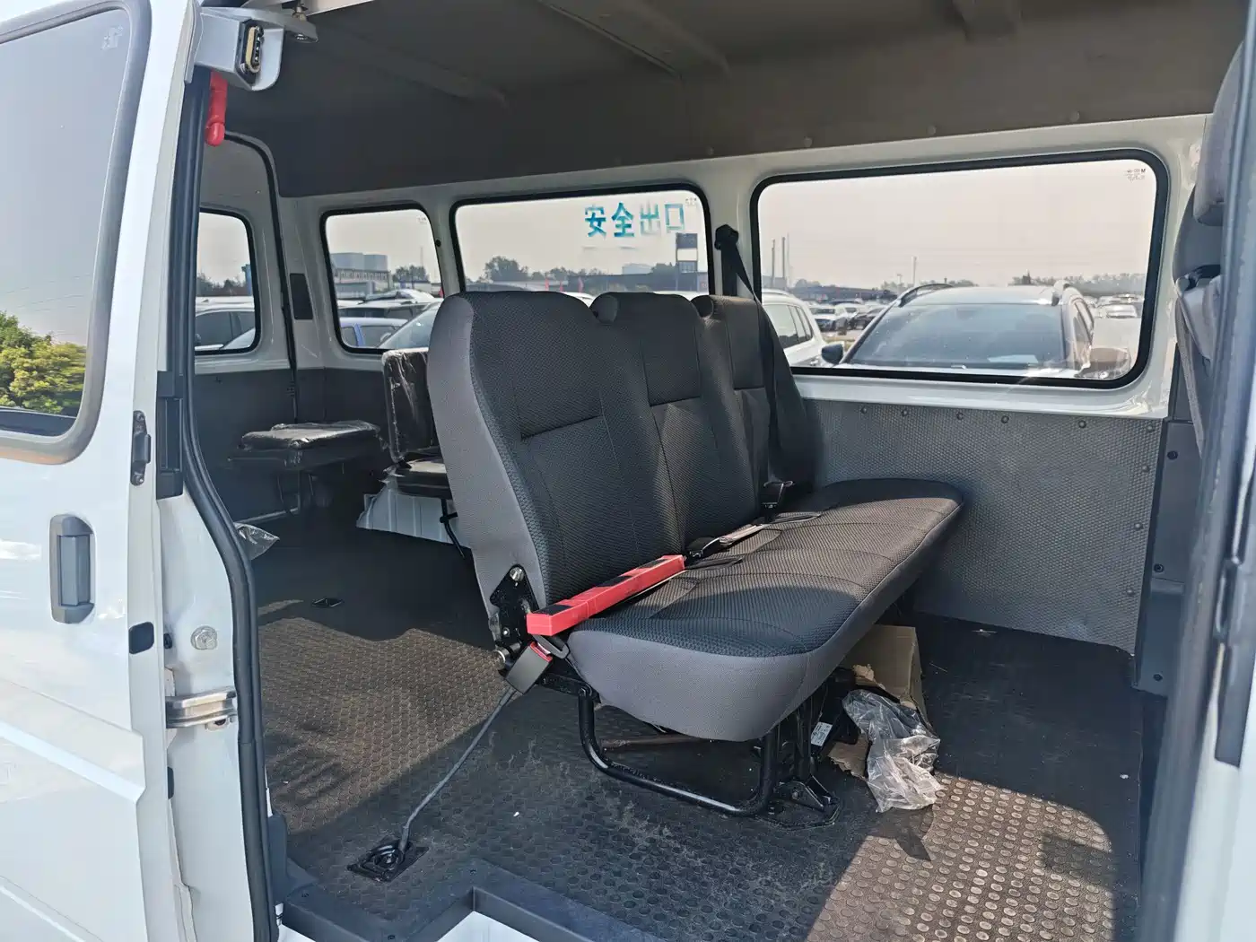 Jiangling Tesun 2019 2017 2.4L Business Long Wheelbase Medium Roof 14/15-seat 4G69S4N