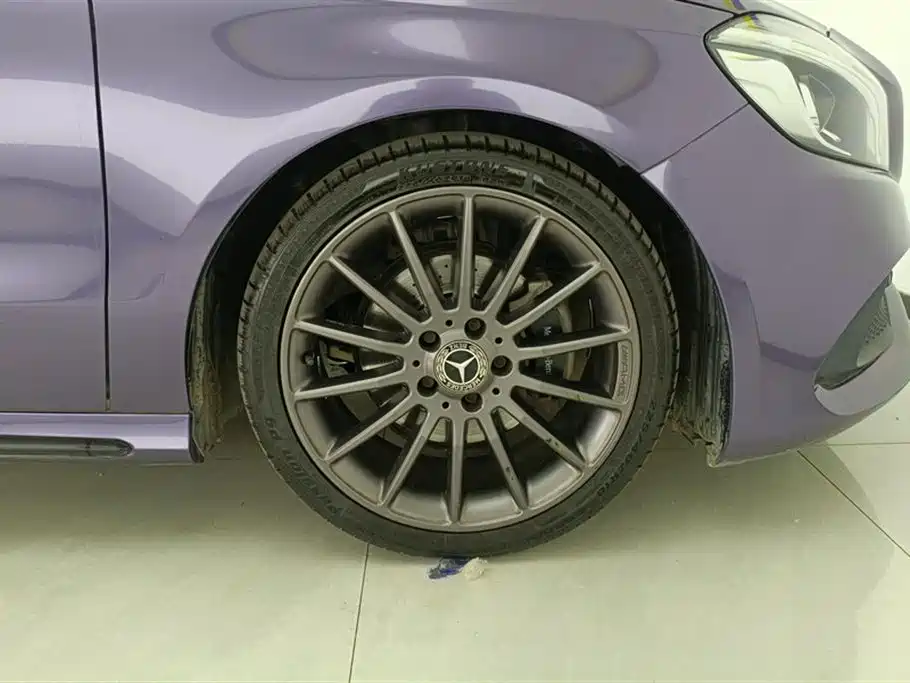 Mercedes-Benz A-Class (Import) 2017 A 200 Polar Limited Edition фото 6