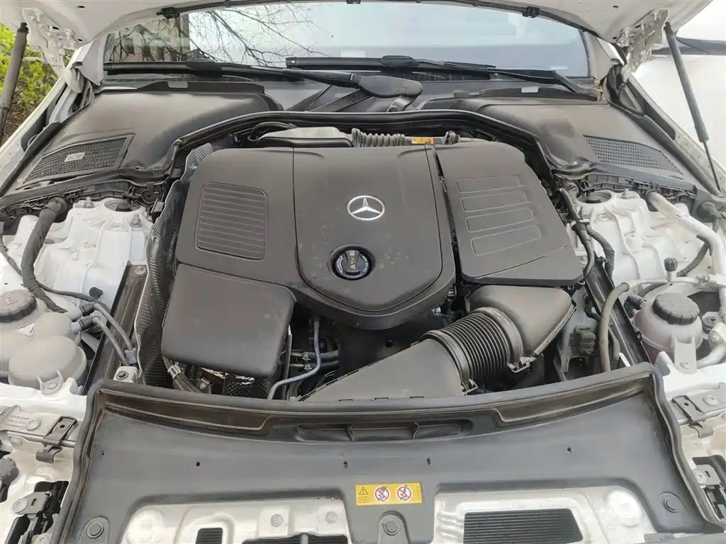 Mercedes-Benz C-Class 2023 Facelift C 200 L Sport Edition фото 11