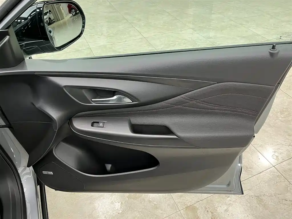 Buick Angyang 2022 1.5T GS Speed Edition фото 12