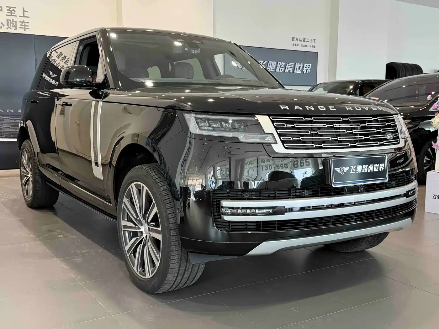 Land Rover Range Rover 2025 2025 3.0 L6 400PS Genesis Extended Wheelbase