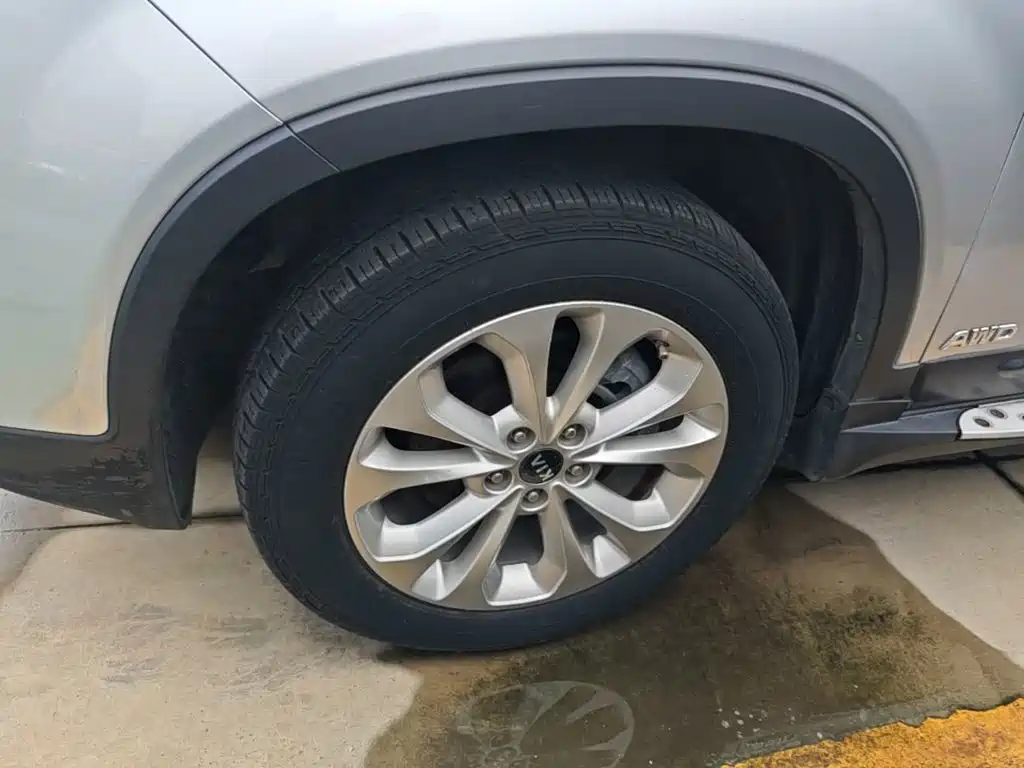 Kia Sorento 2014 2013 2.4L 5-seat Gasoline Comfort (China IV)