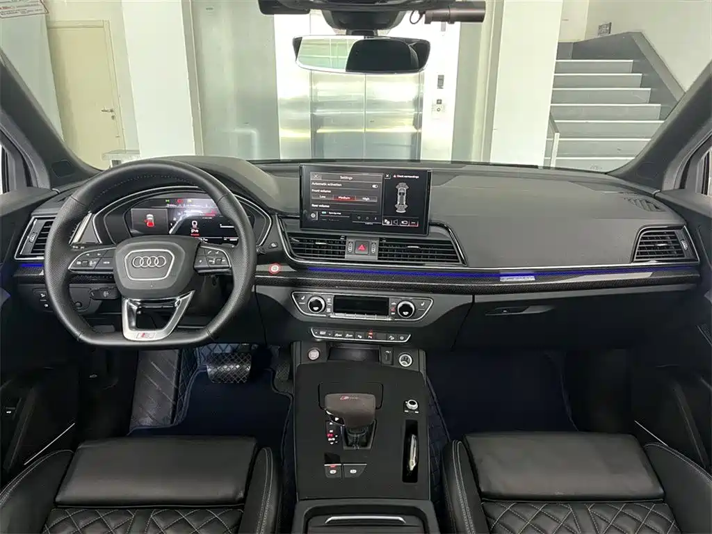 AUDI SQ5