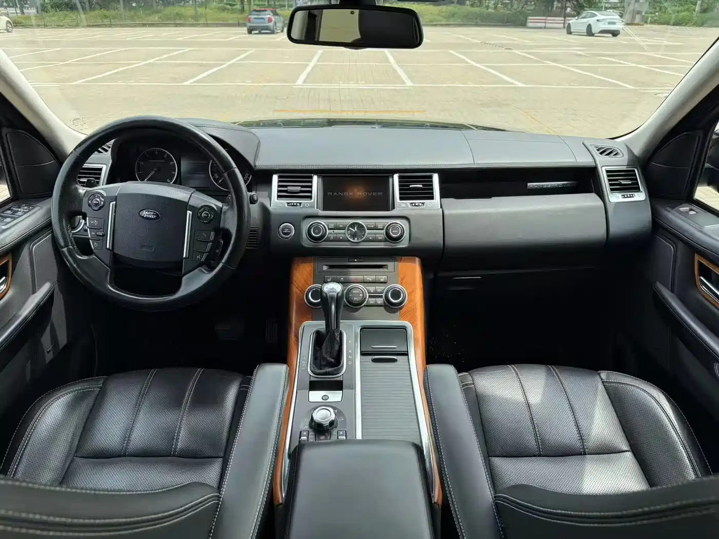 Land Rover Range Rover Sport 2010 5.0 SC V8 HSE фото 16