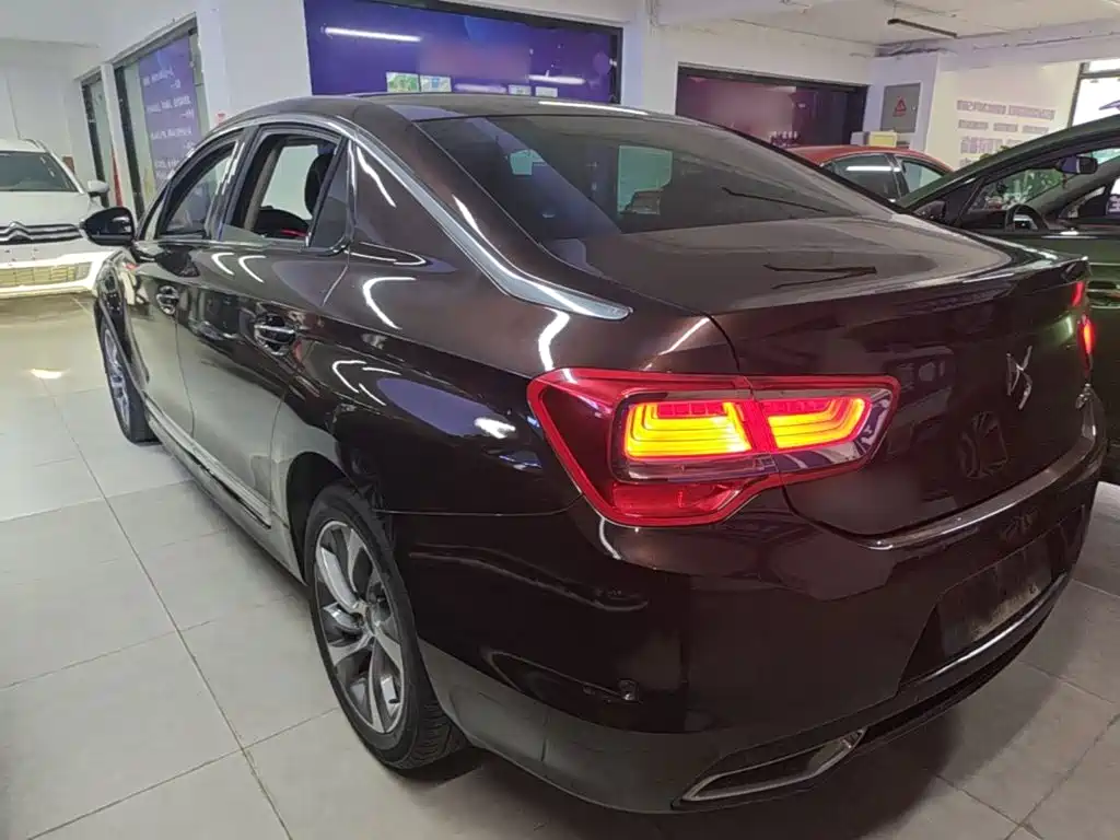 Фото 5 - DS 5LS