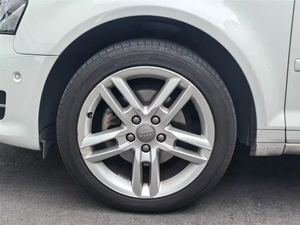 Photo 19 - Audi A3 (Import)