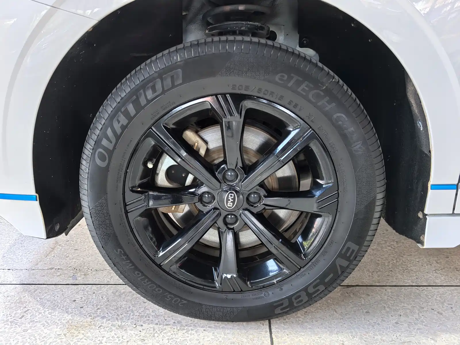Фото 7 - BYD e2