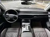 Фото 5 - Audi A8