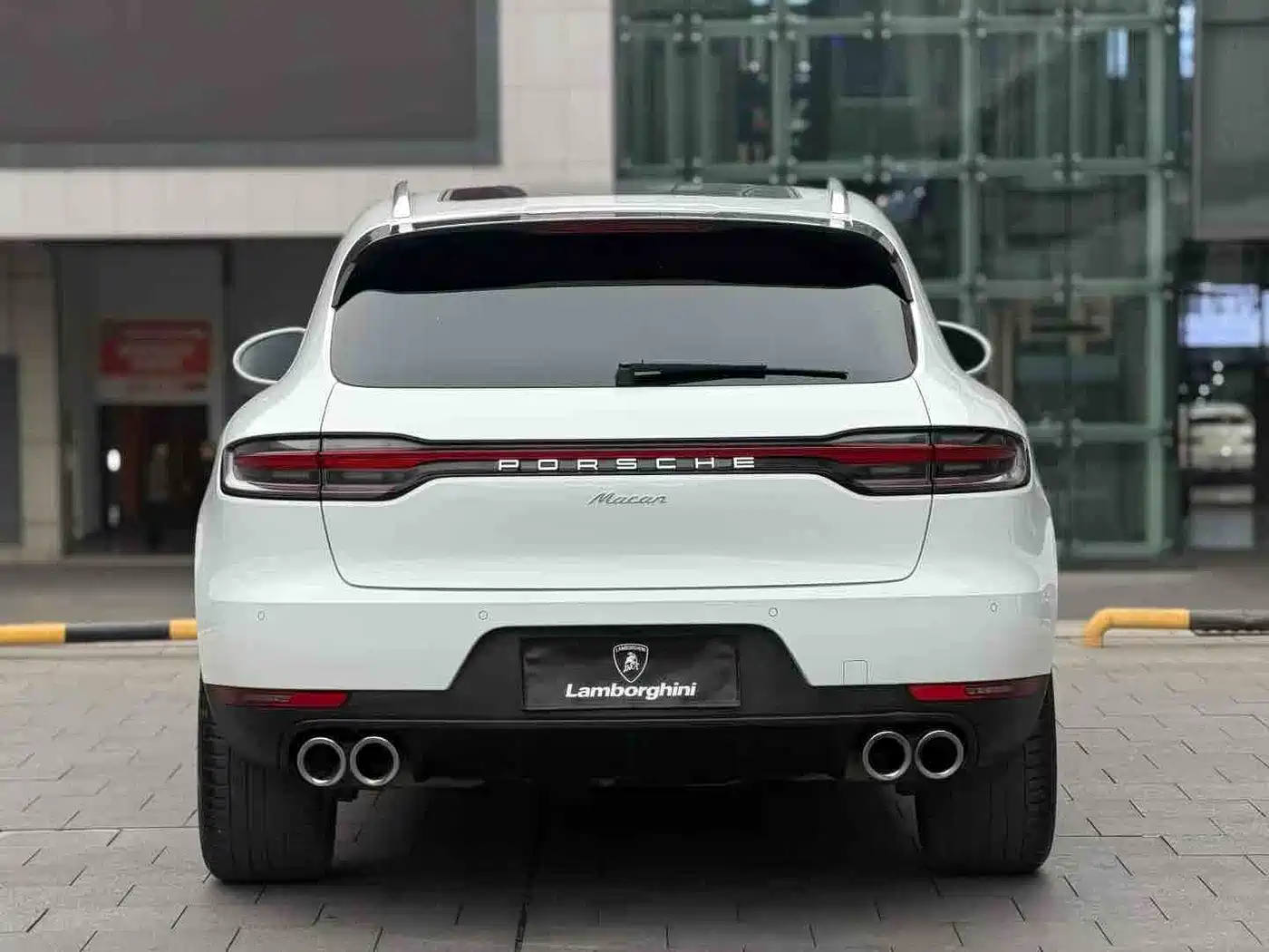 Porsche Macan 2018 Macan 2.0T фото 4