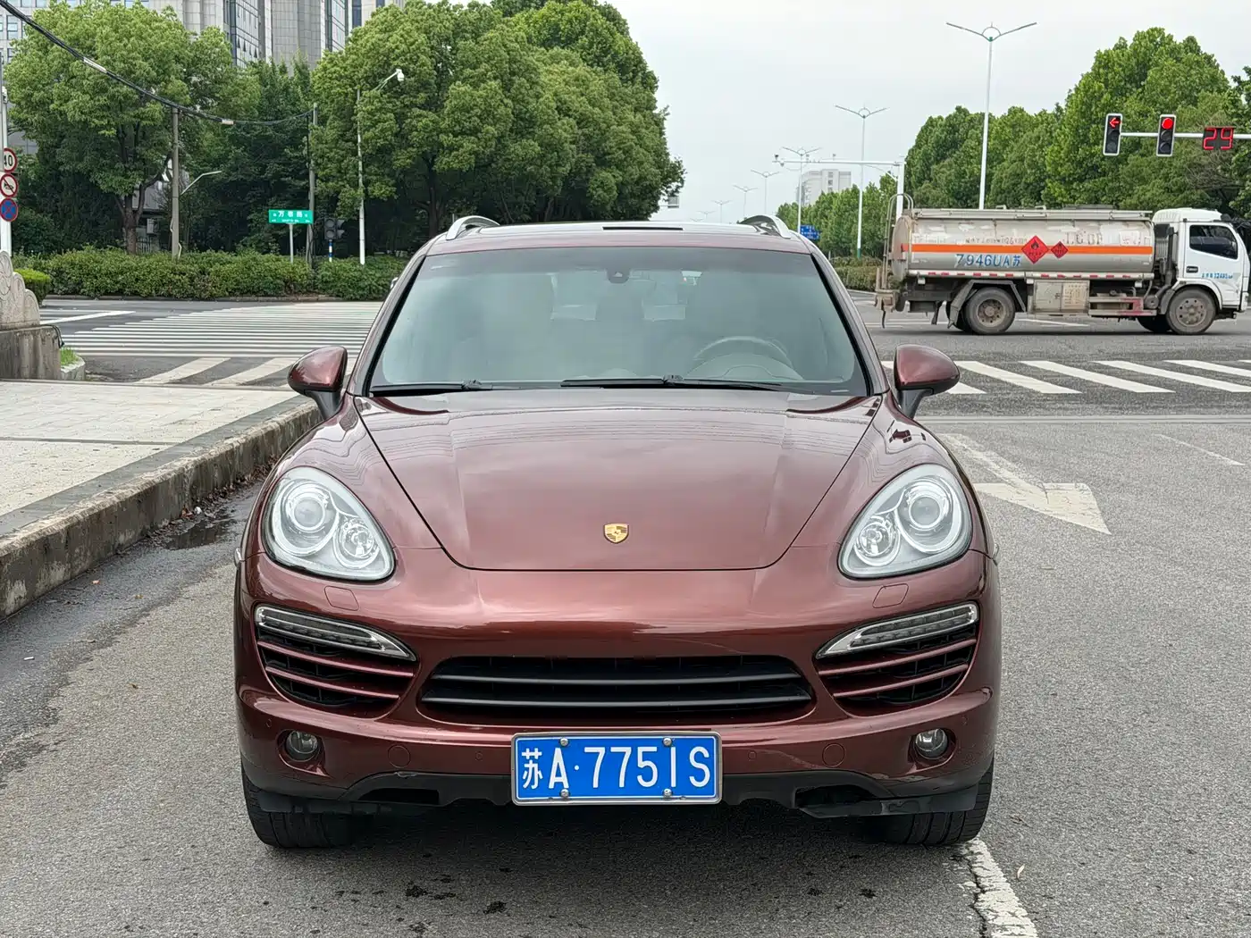 Фото 2 - Porsche Cayenne