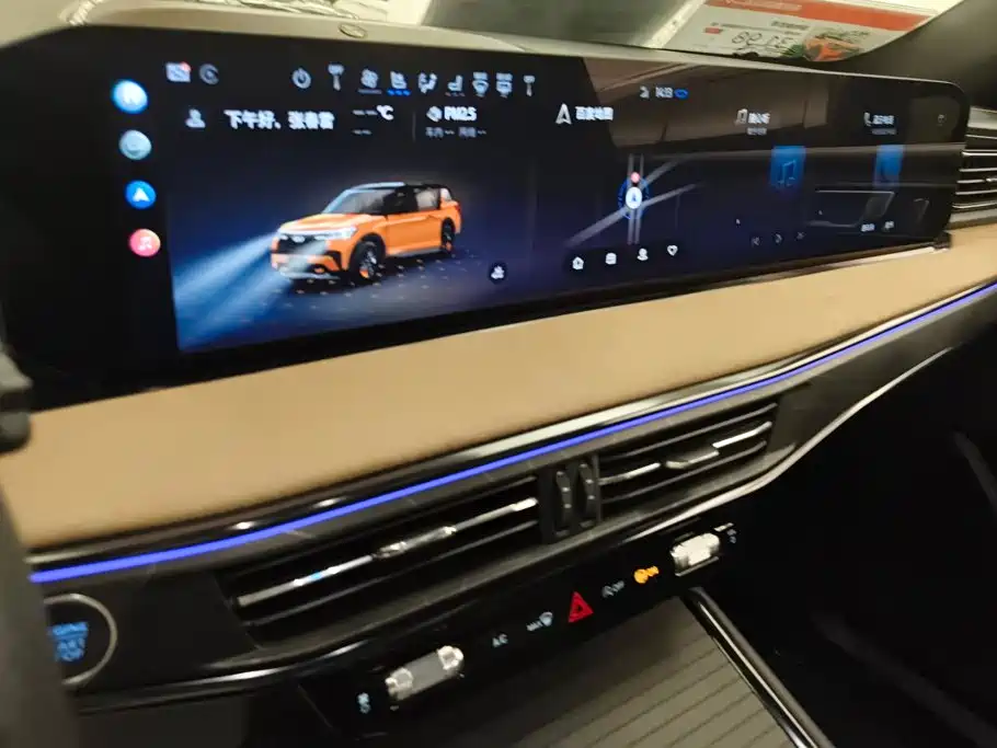 Ford Explorer 2024 2024 2.3T EcoBoost Kunlun Summit Edition 7-Seater