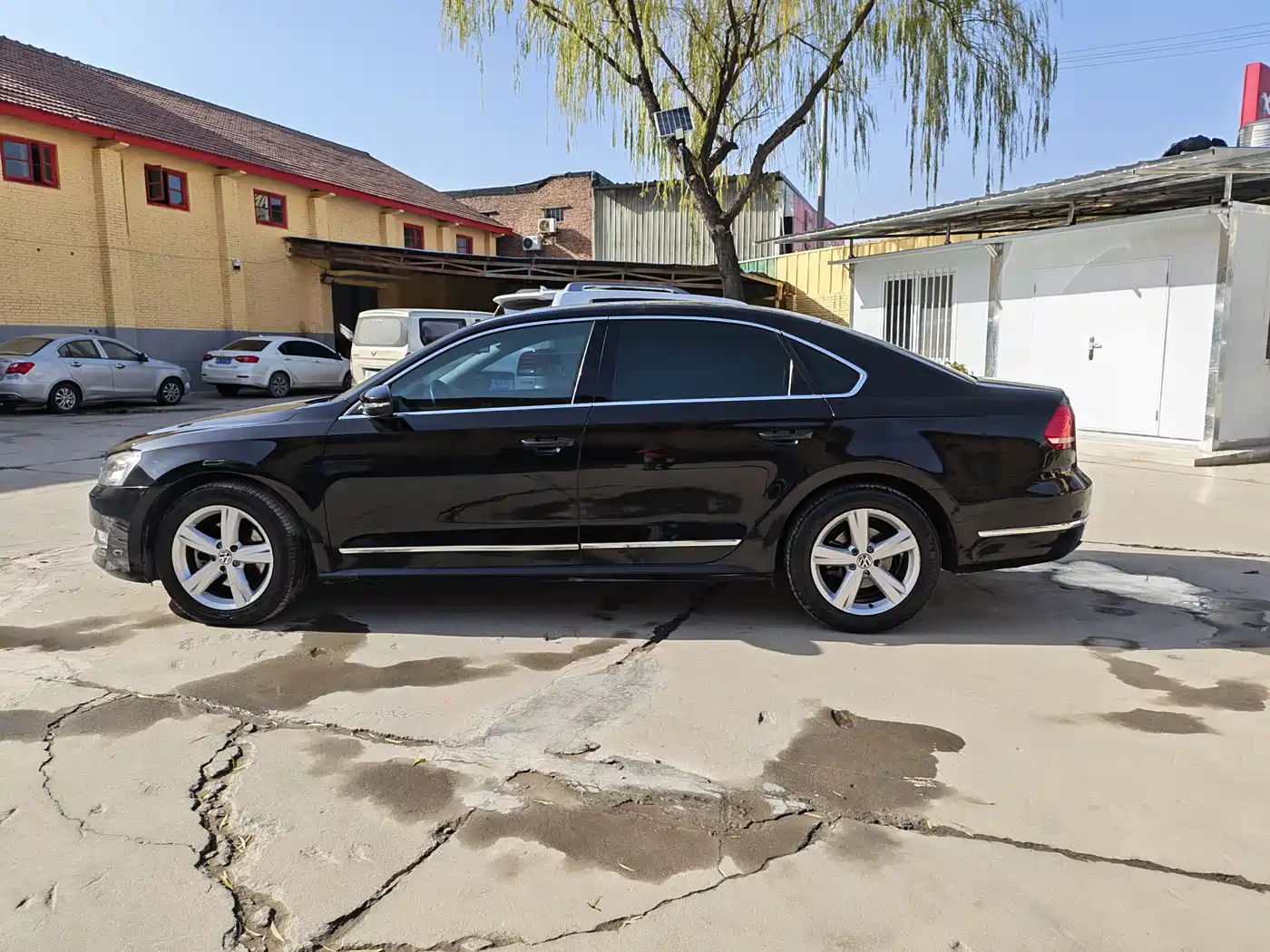 Volkswagen Passat 2013 2.0TSI DSG Zhizun фото 8