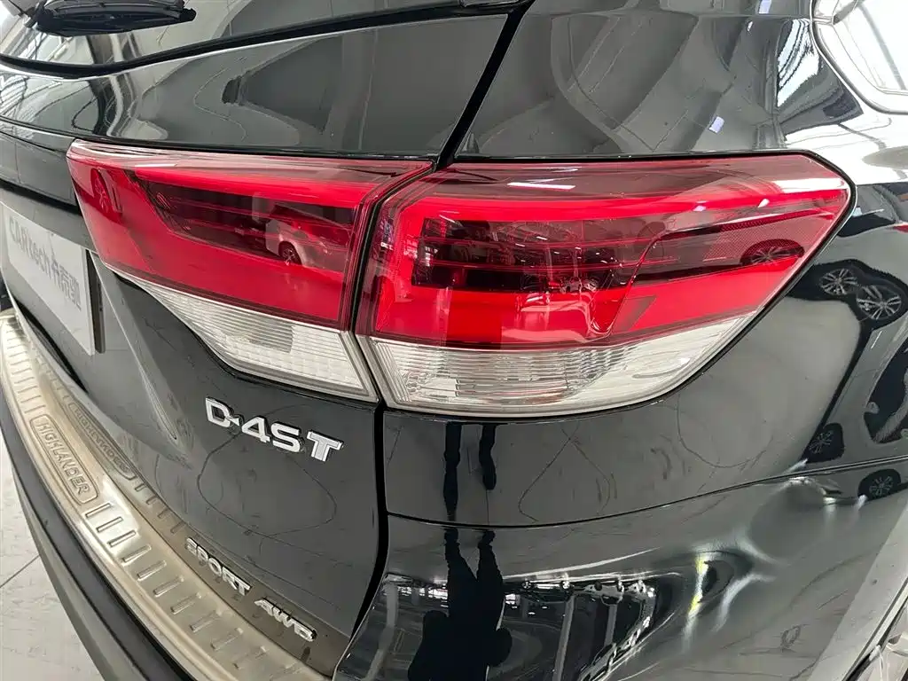Toyota Highlander 2018 2.0T 4WD Luxury 7-seater (China V) фото 15