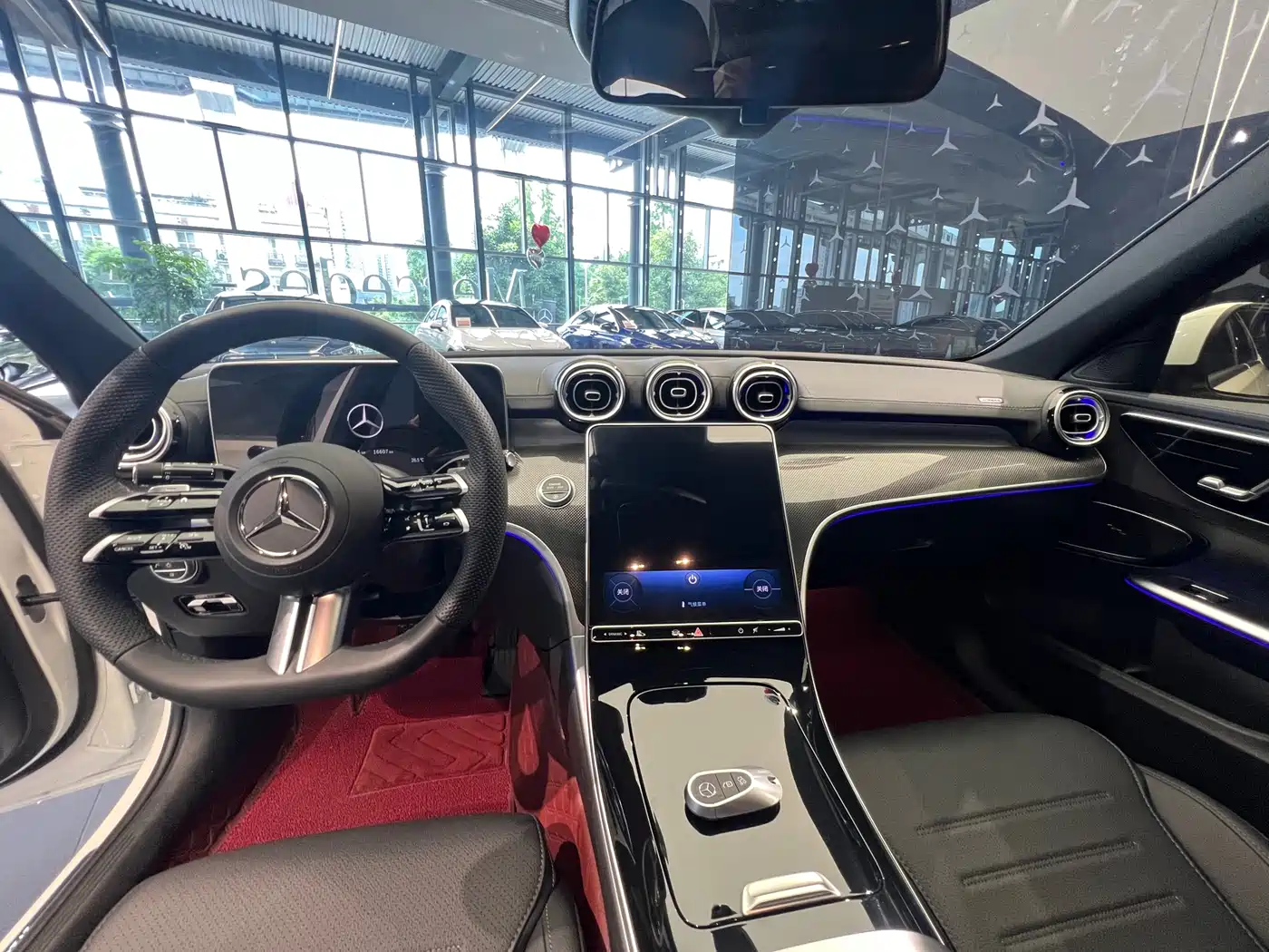 Mercedes-Benz C-Class 2025 C 260 L Sport Edition фото 20