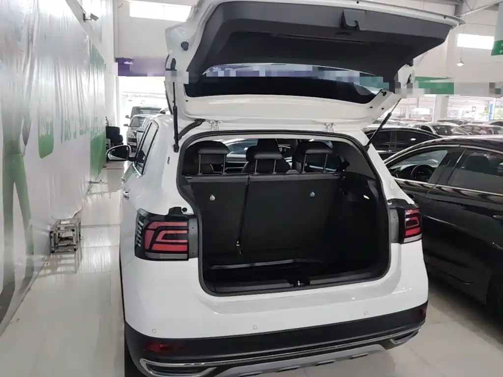 Фото 19 - Volkswagen T-Cross