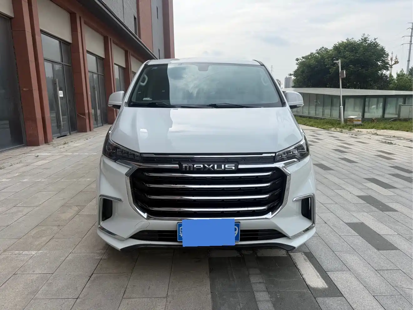SAIC Maxus Maxus G20 2023 ES 2.0T Gasoline Automatic Premium Edition фото 2