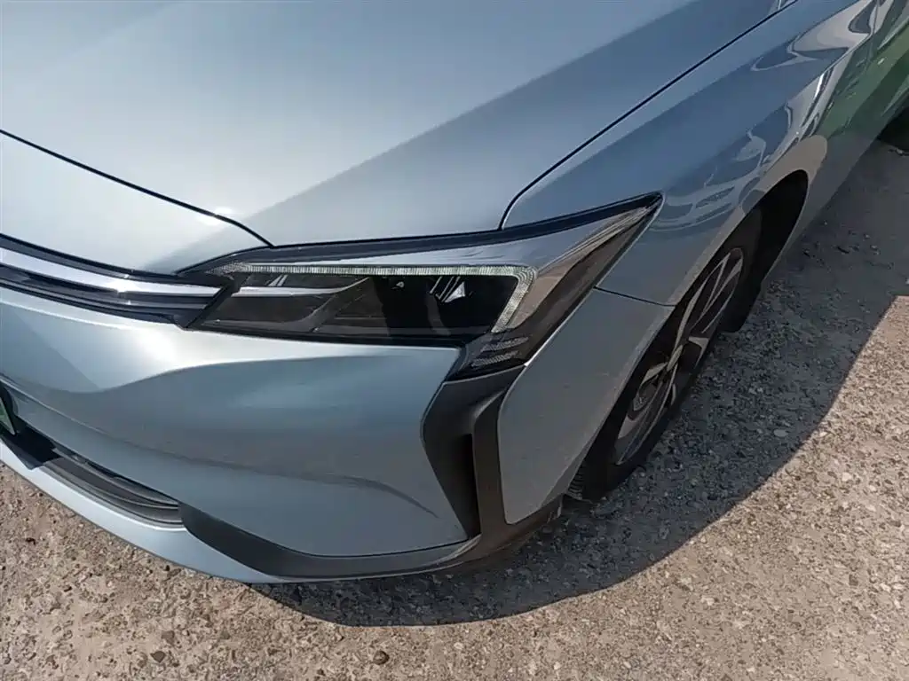 Buick Velite 6 2019 Connected Smart Edition фото 24