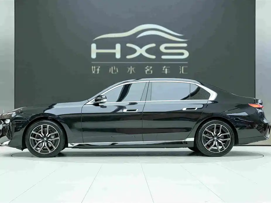 BMW 7 Series 2026 2026 735Li M Sport Package