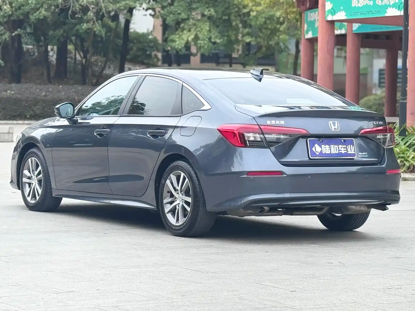 Фото 6 - Honda Civic