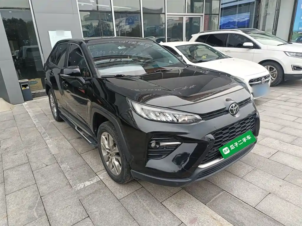 Toyota Wildlander 2022 2.0L CVT FWD Luxury Edition фото 23