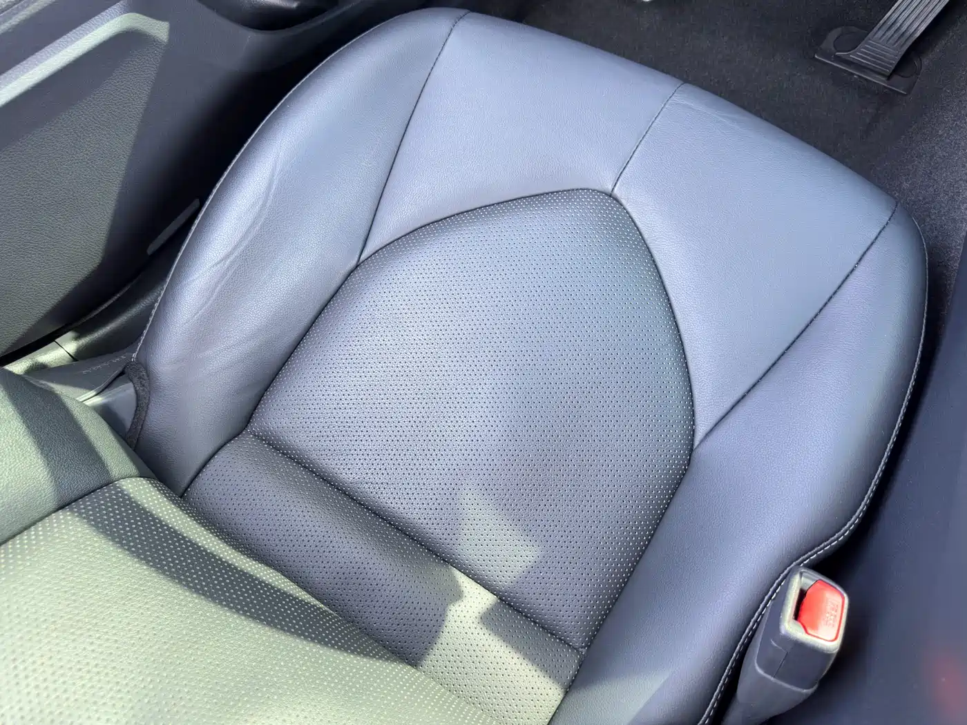 Toyota Camry 2021 2.5S Feng Shang Edition фото 19