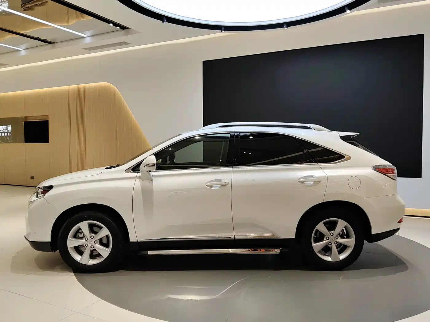 Lexus RX Classic 2013 270 Elegance фото 4