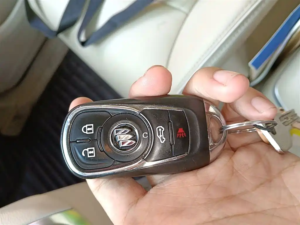 BUICK GL8