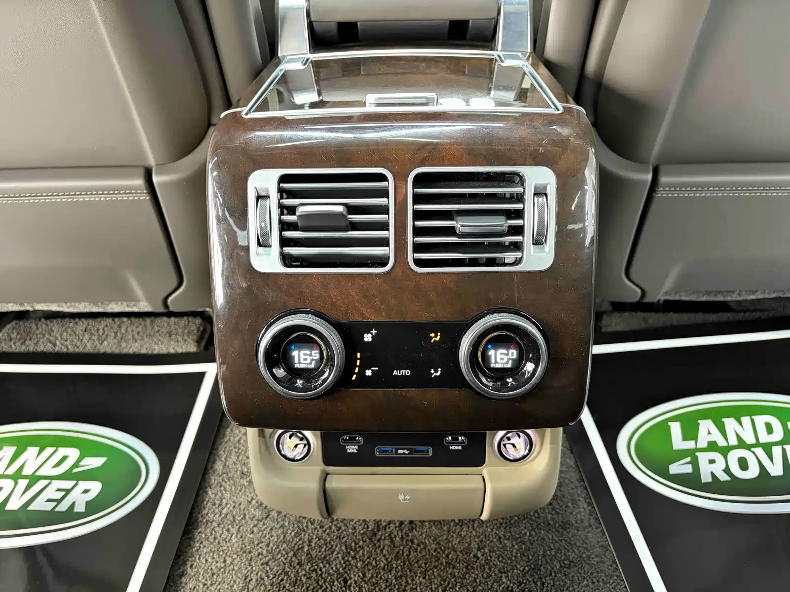 Фото 24 - Land Rover Range Rover