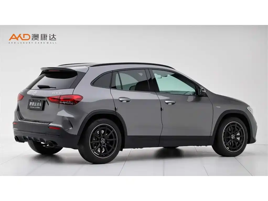 Mercedes-Benz GLA AMG 2023 Model AMG GLA 35 4MATIC фото 3