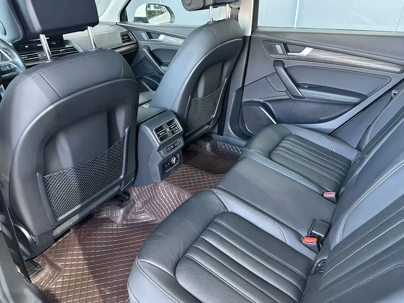 Audi Q5L 2023 40T Luxury Elegance фото 11