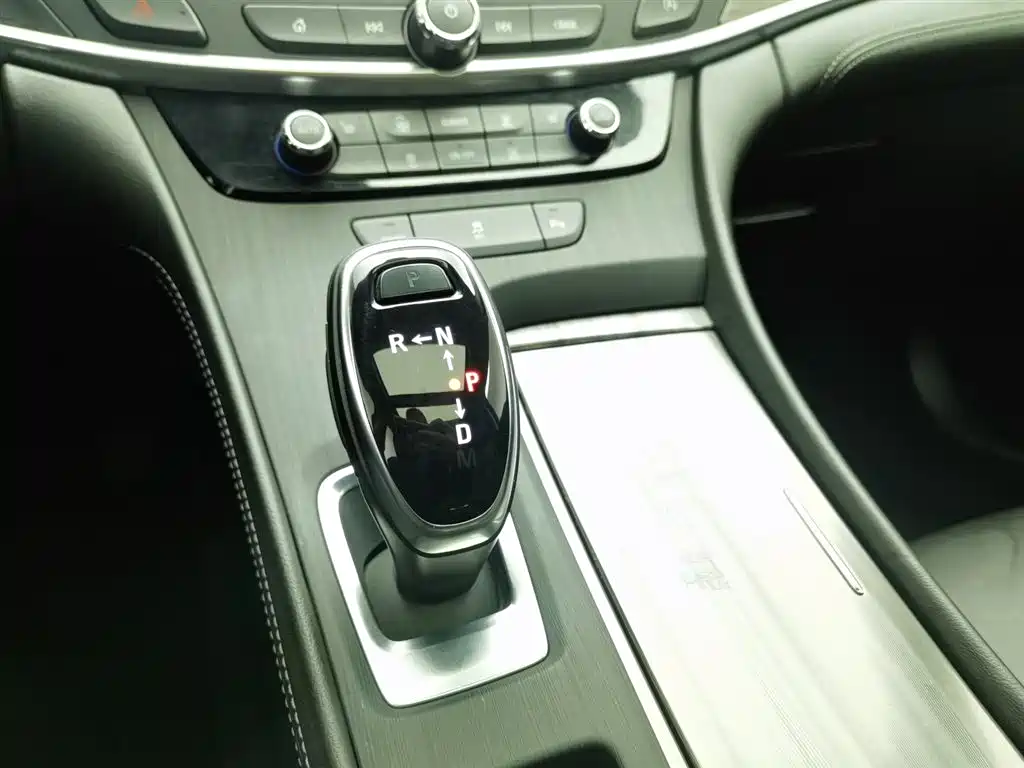 Buick LaCrosse 2021 652T Luxury Edition фото 13
