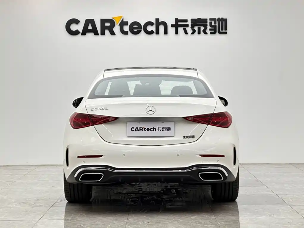 Фото 4 - Mercedes-Benz C-Class