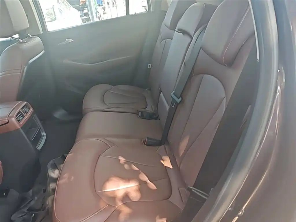 Buick Envision Plus 2017 28T AWD Luxury фото 17
