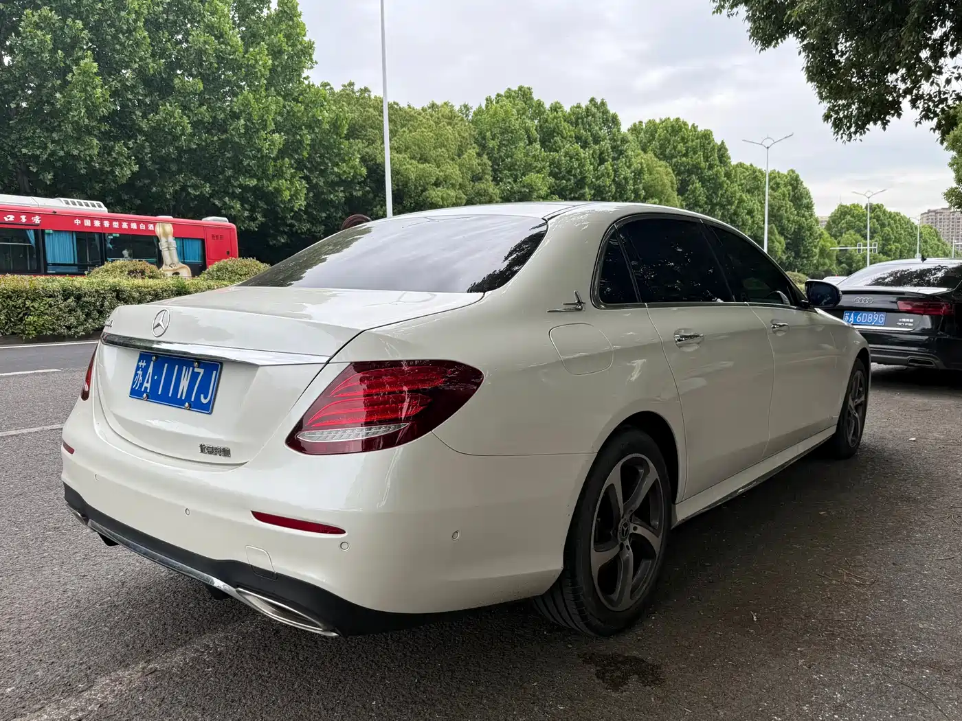 Mercedes-Benz E-Class 2019 E 300 L Sport Fashion фото 9