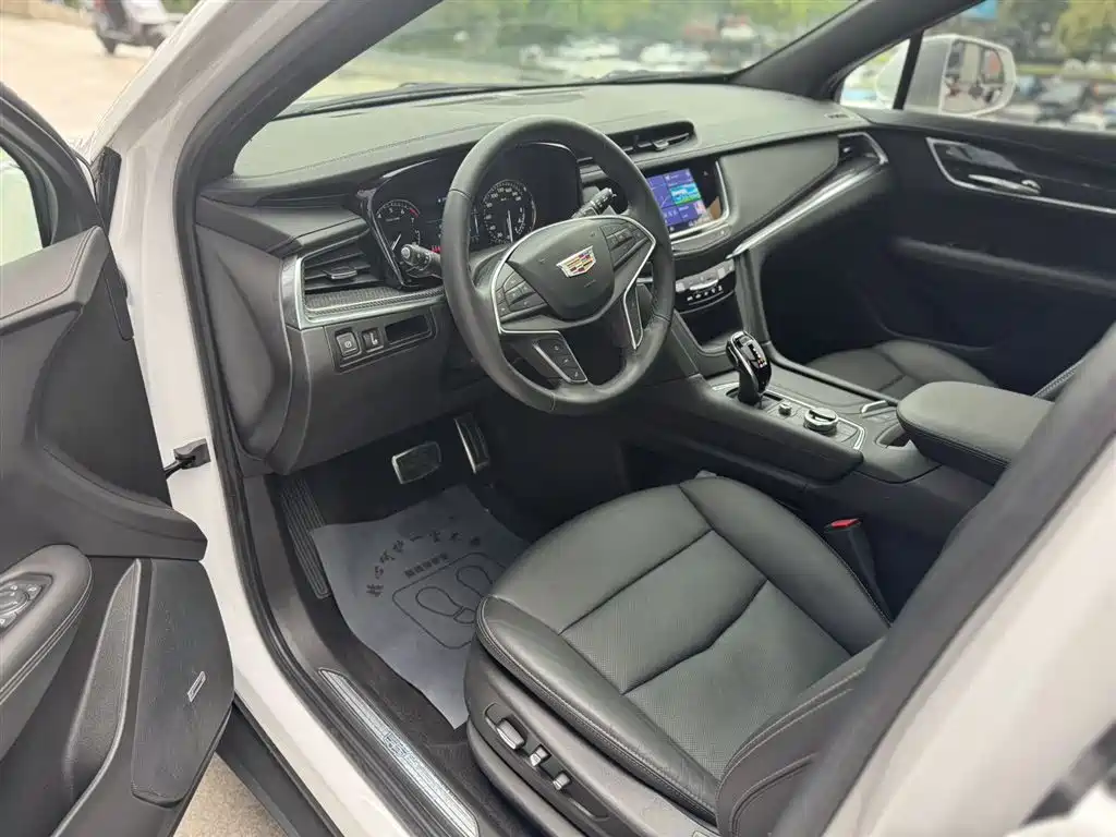 Cadillac XT5 2024 2.0T AWD Luxury (Hummingbird Edition) фото 9