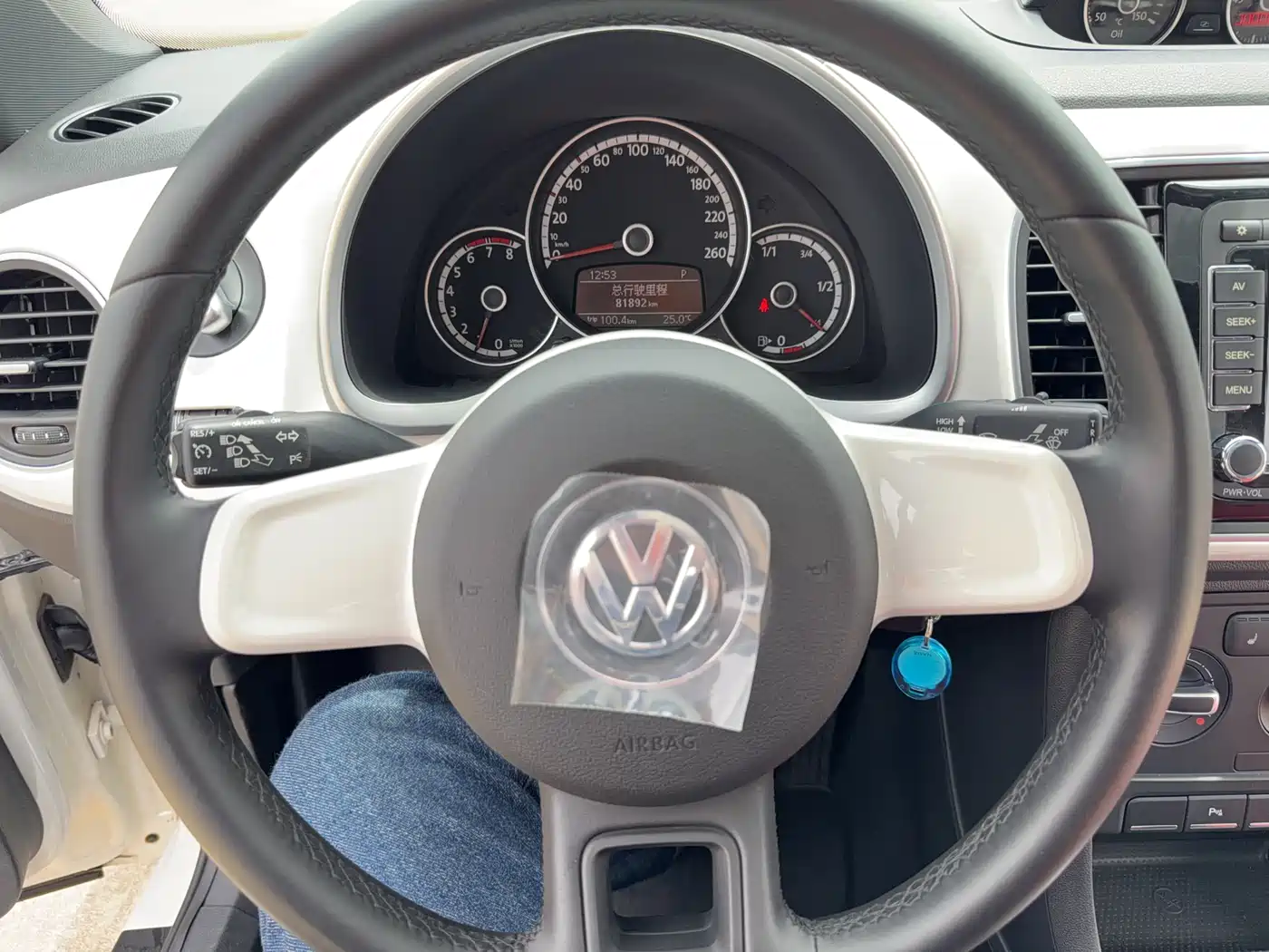 Volkswagen Beetle 2013 1.4TSI Luxury фото 8