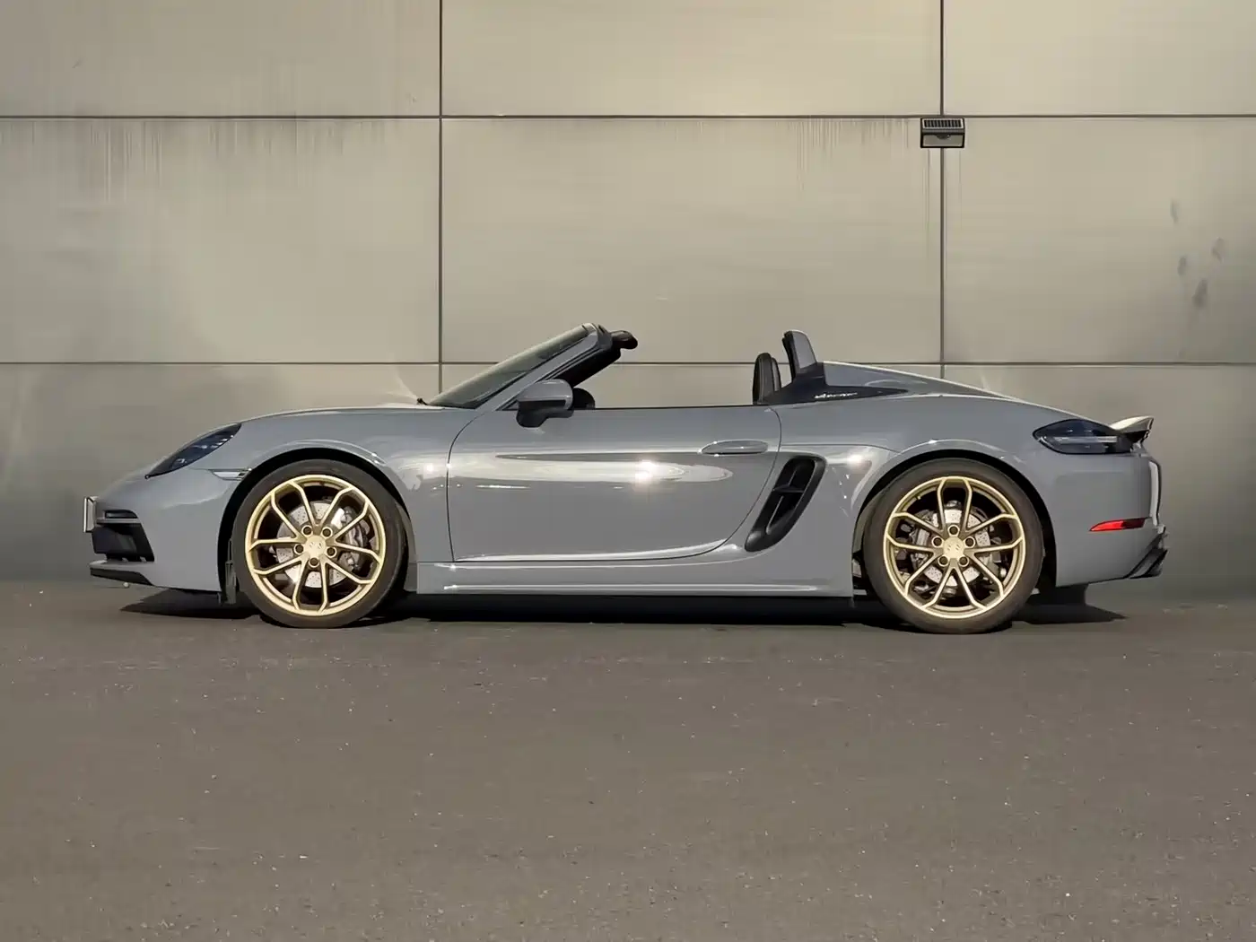 Porsche 718 2022 Spyder 2.0T фото 5
